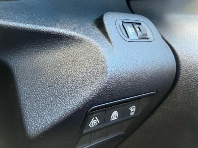 Citroen BERLINGO 2022-12 4588898-19