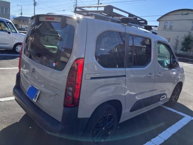 Citroen BERLINGO 2022-12 4588898-7