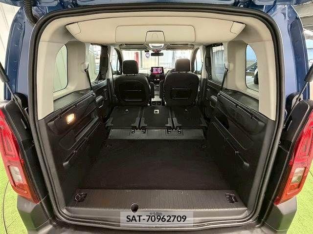 Citroen BERLINGO 2023-01 5862058-17