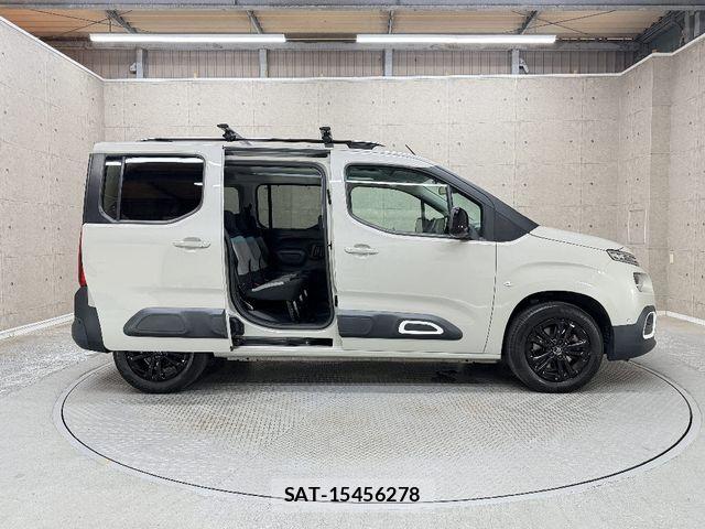 Citroen BERLINGO 2022-02 6992136-9