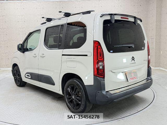 Citroen BERLINGO 2022-02 6992136-11