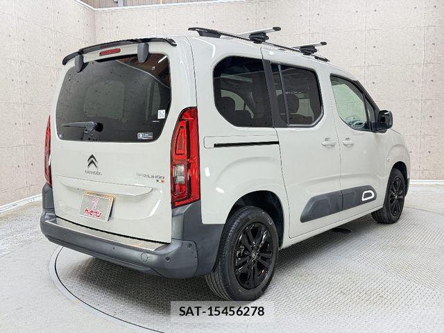 Citroen BERLINGO 2022-02 6992136-1