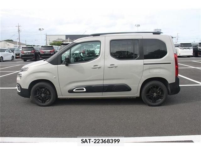 Citroen BERLINGO 2021-04 7057902-7