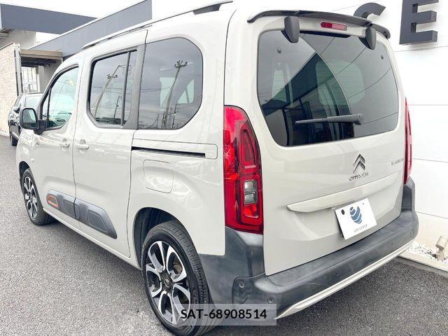 Citroen BERLINGO 2021-05 7216071-17