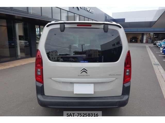 Citroen BERLINGO 2023-12 7250144-10