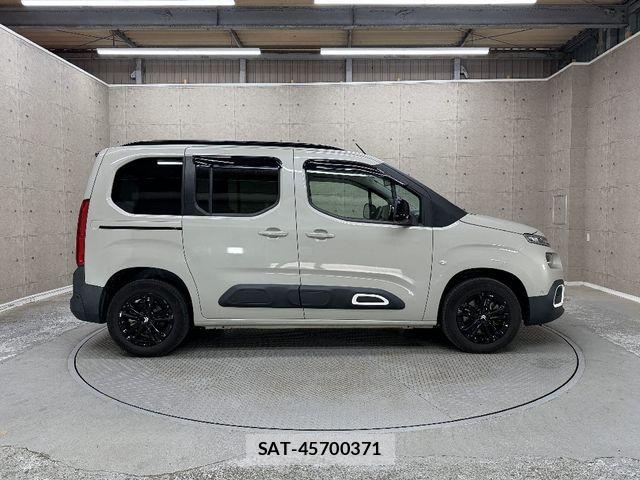 Citroen BERLINGO 2023-12 7250143-7