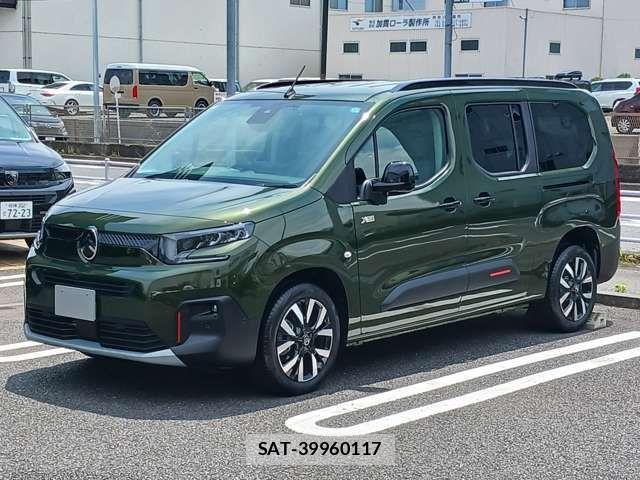 Citroen BERLINGO 2026-04 8206833-5