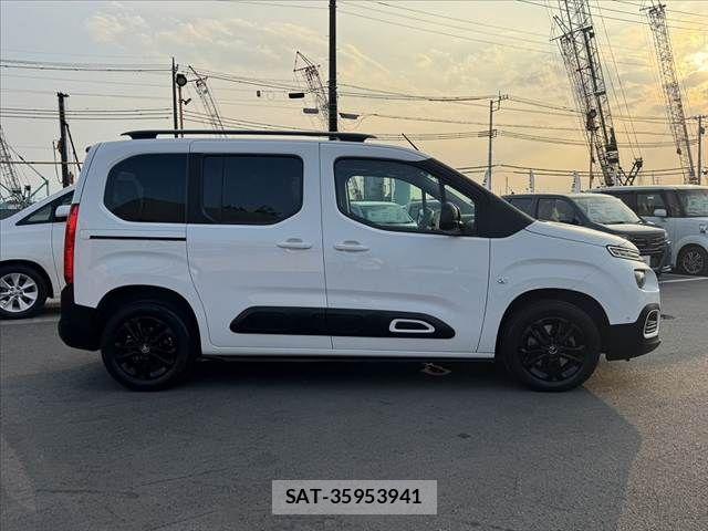Citroen BERLINGO 2020-12 8206834-11