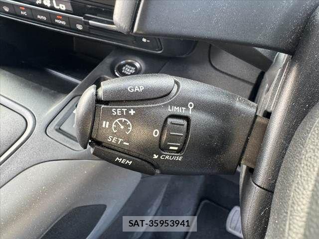 Citroen BERLINGO 2020-12 8206834-25