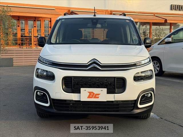 Citroen BERLINGO 2020-12 8206834-8