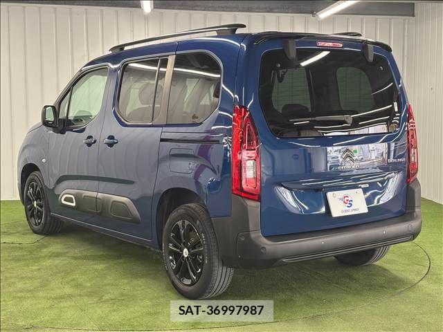 Citroen BERLINGO 2021-11 8244837-16