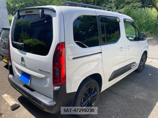 Citroen BERLINGO 2023-09 8354127-1