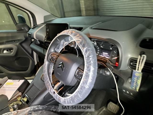 Citroen BERLINGO 2023-09 8365133-13