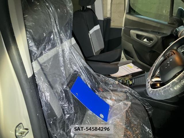 Citroen BERLINGO 2023-09 8365133-14