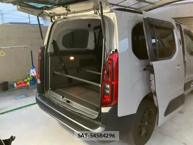 Citroen BERLINGO 2023-09 8365133-2