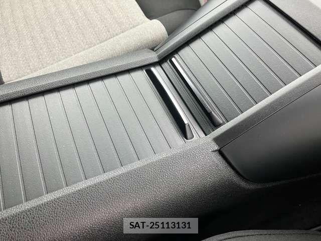 Citroen BERLINGO 2025-11 8365130-19