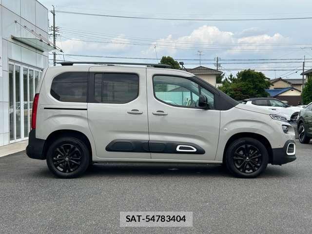 Citroen BERLINGO 2022-03 8411619-3