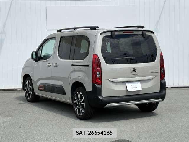 Citroen BERLINGO 2023-08 8561415-6