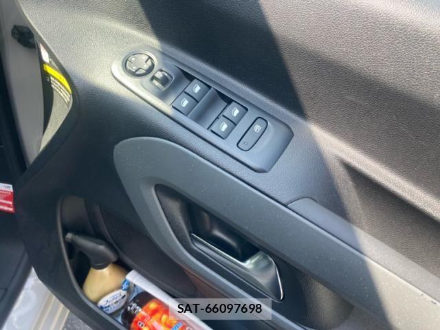 Citroen BERLINGO 2021-12 8561417-18