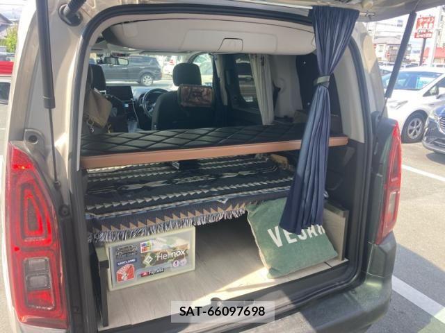 Citroen BERLINGO 2021-12 8561417-8