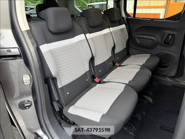 Citroen BERLINGO 2023-07 8828225-25