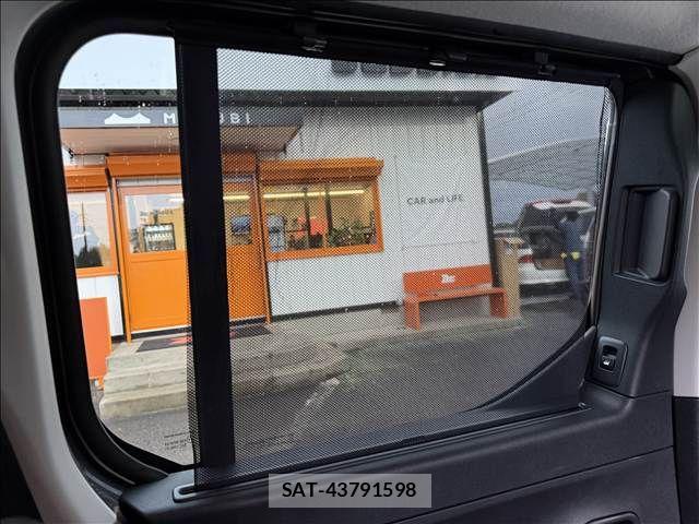 Citroen BERLINGO 2023-07 8828225-27