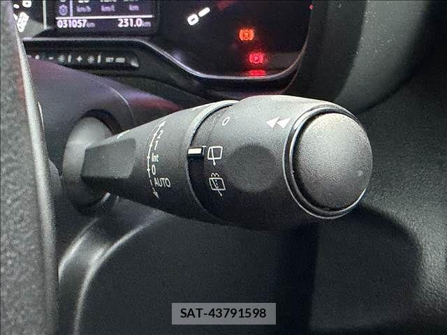 Citroen BERLINGO 2023-07 8828225-29
