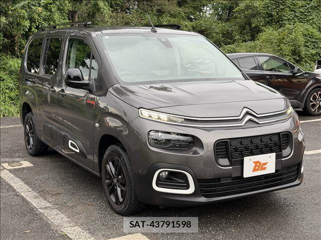 Citroen BERLINGO 2023-07 8828225-4
