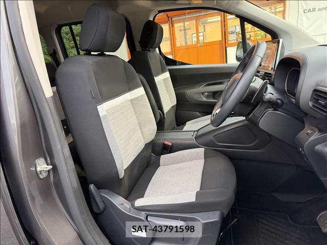 Citroen BERLINGO 2023-07 8828225-8