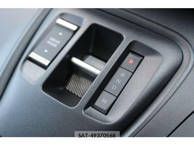Citroen BERLINGO 2025-12 8879089-13