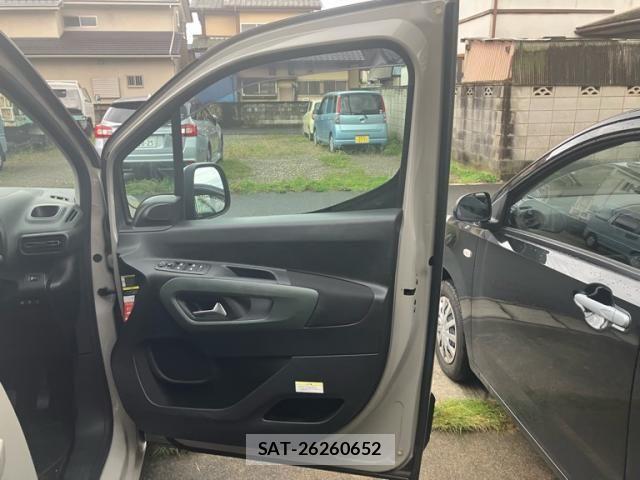 Citroen BERLINGO 2021-09 8879093-12