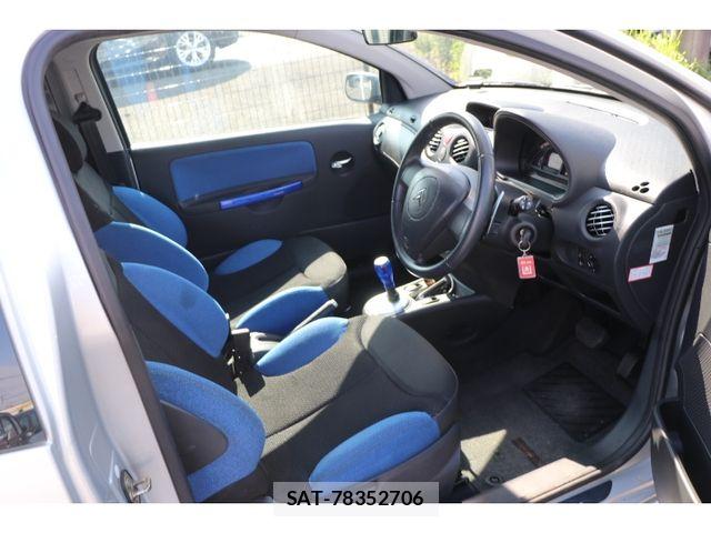 Citroen C2 2006-02 4934126-9