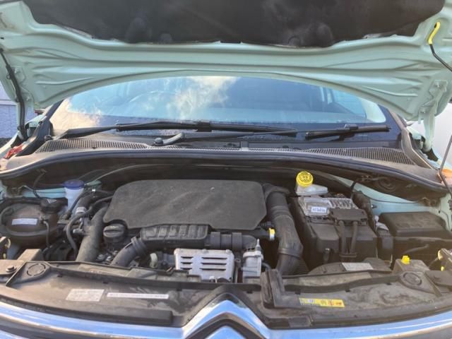 Citroen C3 2018-04 2007396-23
