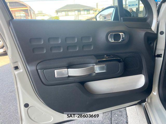 Citroen C3 2019-03 5862082-17