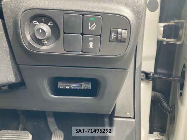 Citroen C3 2018-06 7783457-10