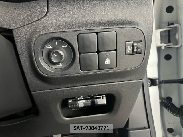 Citroen C3 2021-08 7960942-13