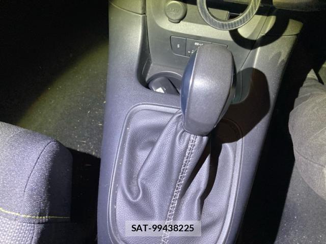 Citroen C3 2018-10 8206836-13