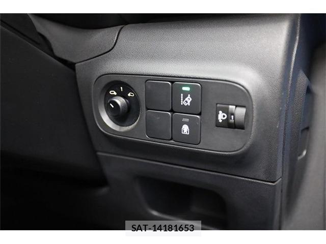 Citroen C3 2017-10 8365136-18