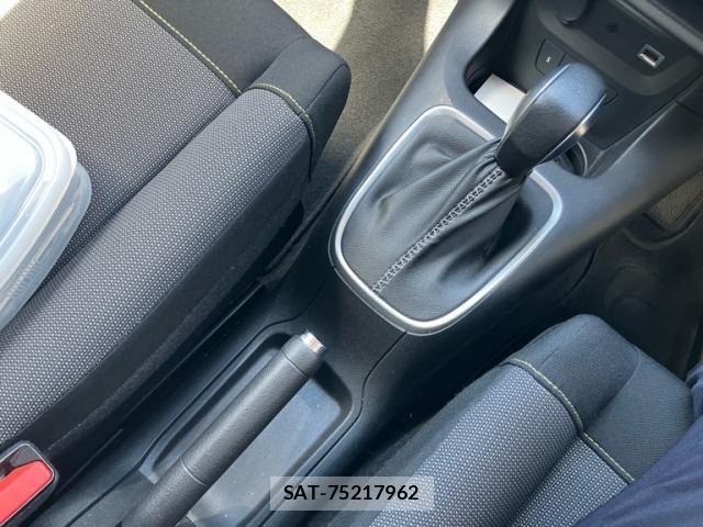 Citroen C3 2018-10 8371518-18