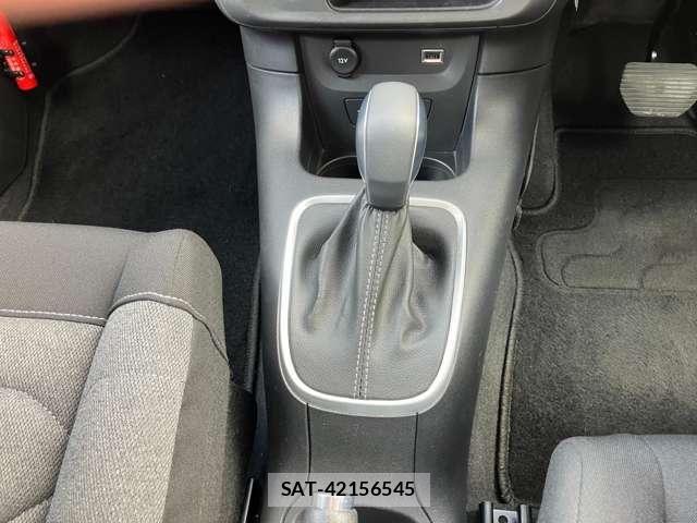 Citroen C3 2022-06 8883417-16
