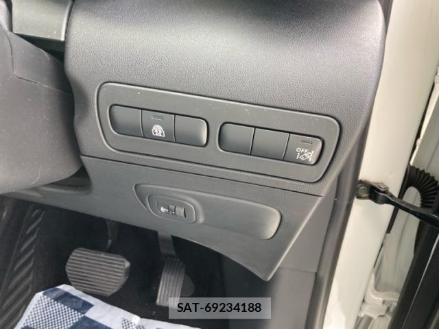 Citroen C3 2020-08 8828228-15