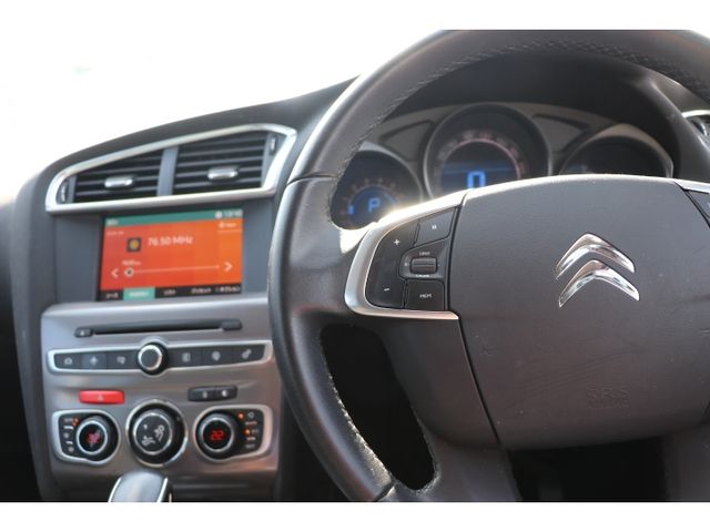 Citroen C4 2018-01 1330055-13