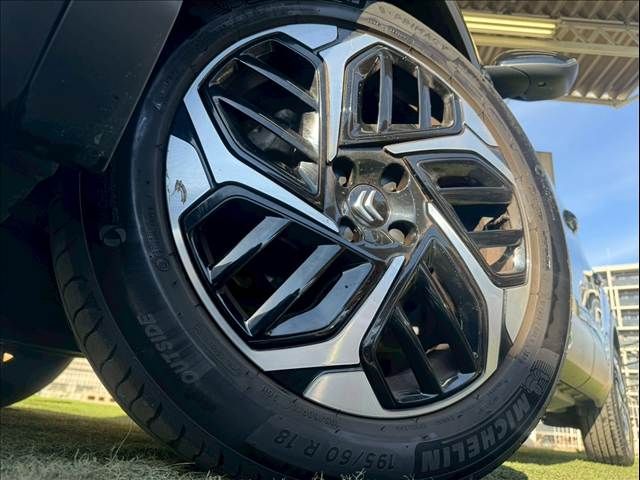 Citroen C4 2024-04 2207257-18