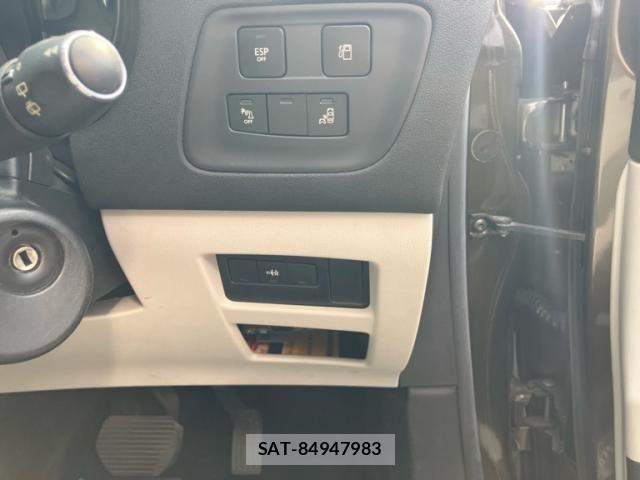 Citroen C4 2013-02 7615524-17