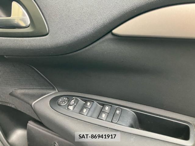 Citroen C4 2016-02 7721890-11