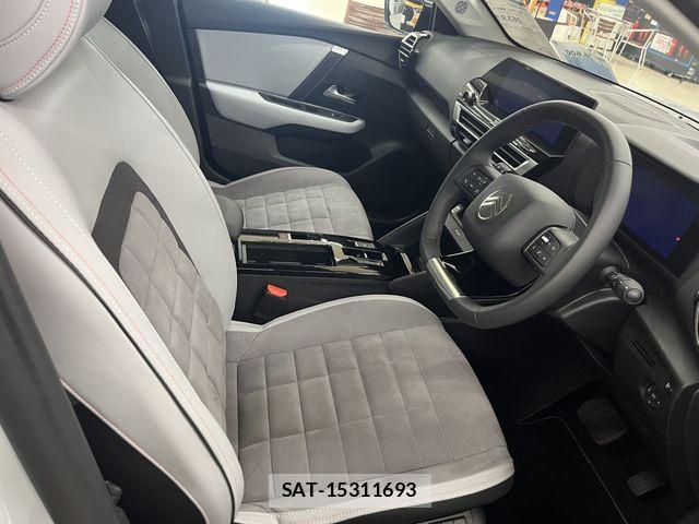 Citroen C4 2025-08 8098493-3