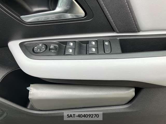 Citroen C4 2026-06 8354143-7