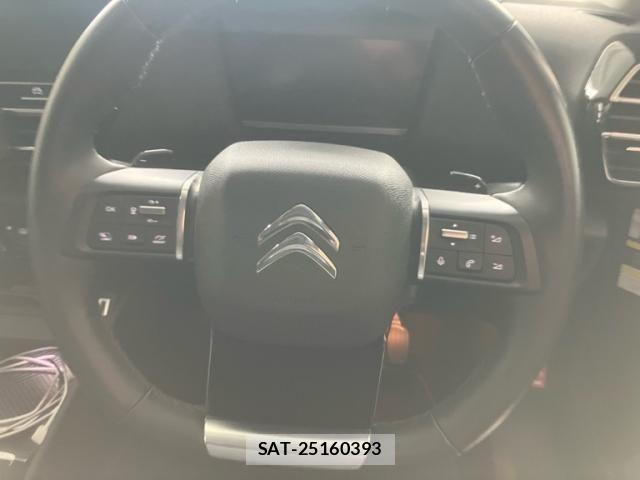 Citroen C4 2022-06 8658418-15