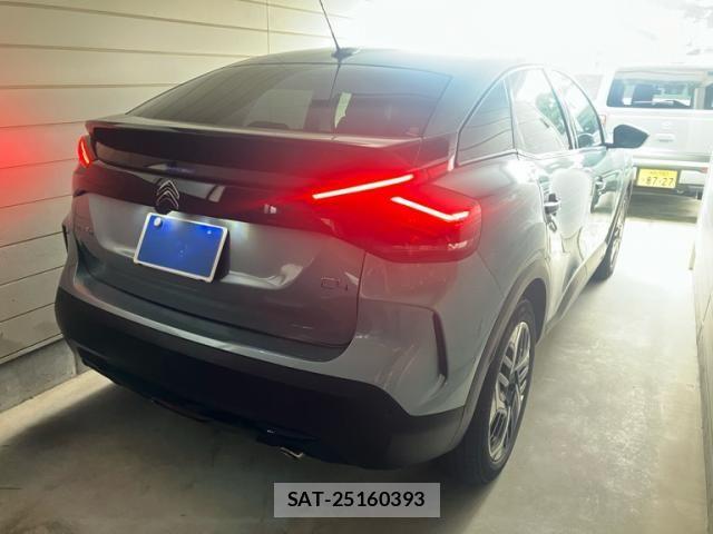 Citroen C4 2022-06 8658418-2