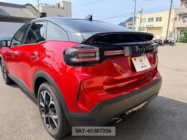 Citroen C4 2026-05 8883418-2